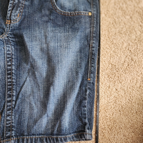 Womens/Juniors Blue Denim Bermuda Shorts size 13 - Picture 5 of 6